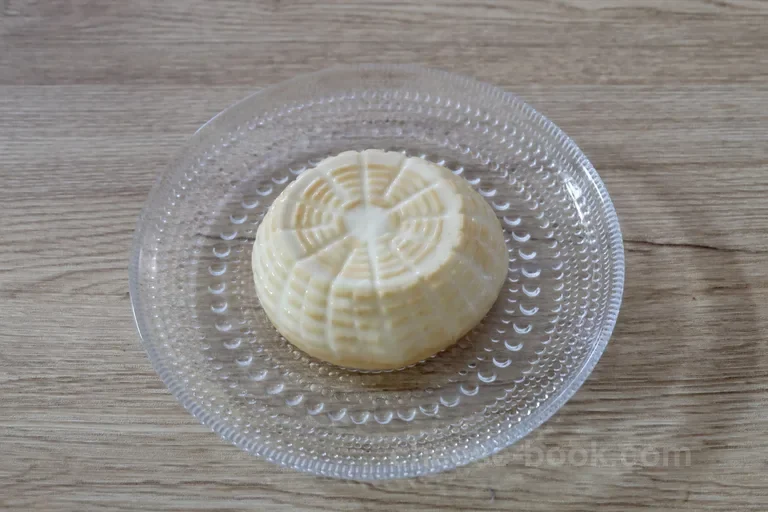 Burratina Affumicata 外観